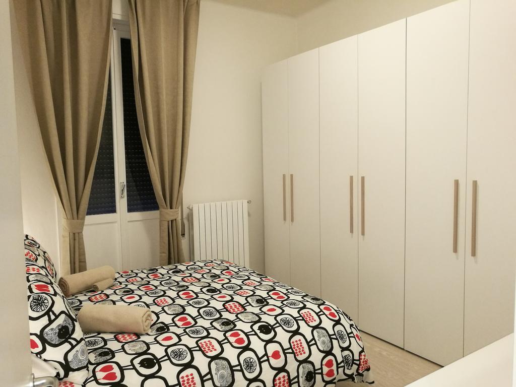Farolfi Apartments Passarotti Bologna Bagian luar foto